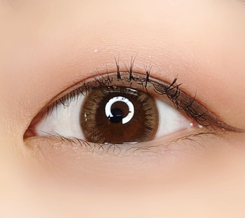 モネ ブラウン トーリック（乱視用） Monet Brown Toric - Idol Karakon